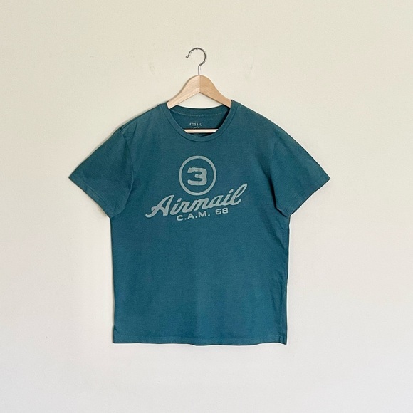 Vintage Fossil #3 Airmail Font Graphic Dark Teal T Shirt Men’s size Large - Picture 1 of 9